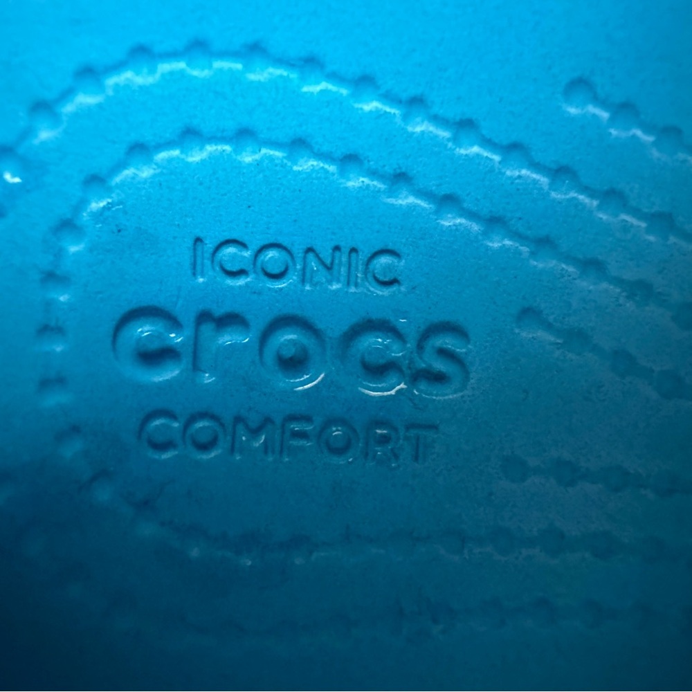 CROCS Toddler Boy's Sz 10 Bright Blue Slip-On Robber Clogs Water Shoes - Picture 12 of 13